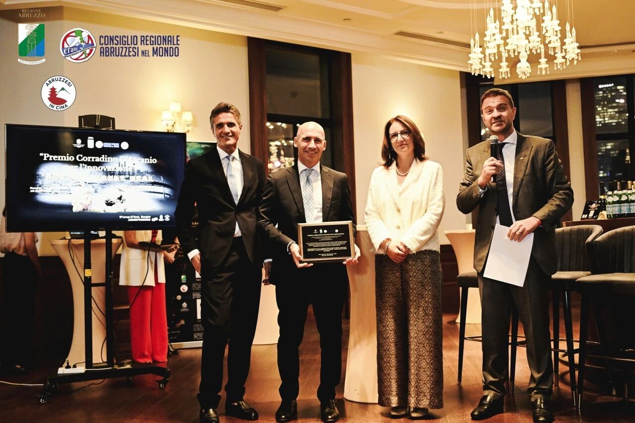 697b2e852c1e4.jpg 3.jpg