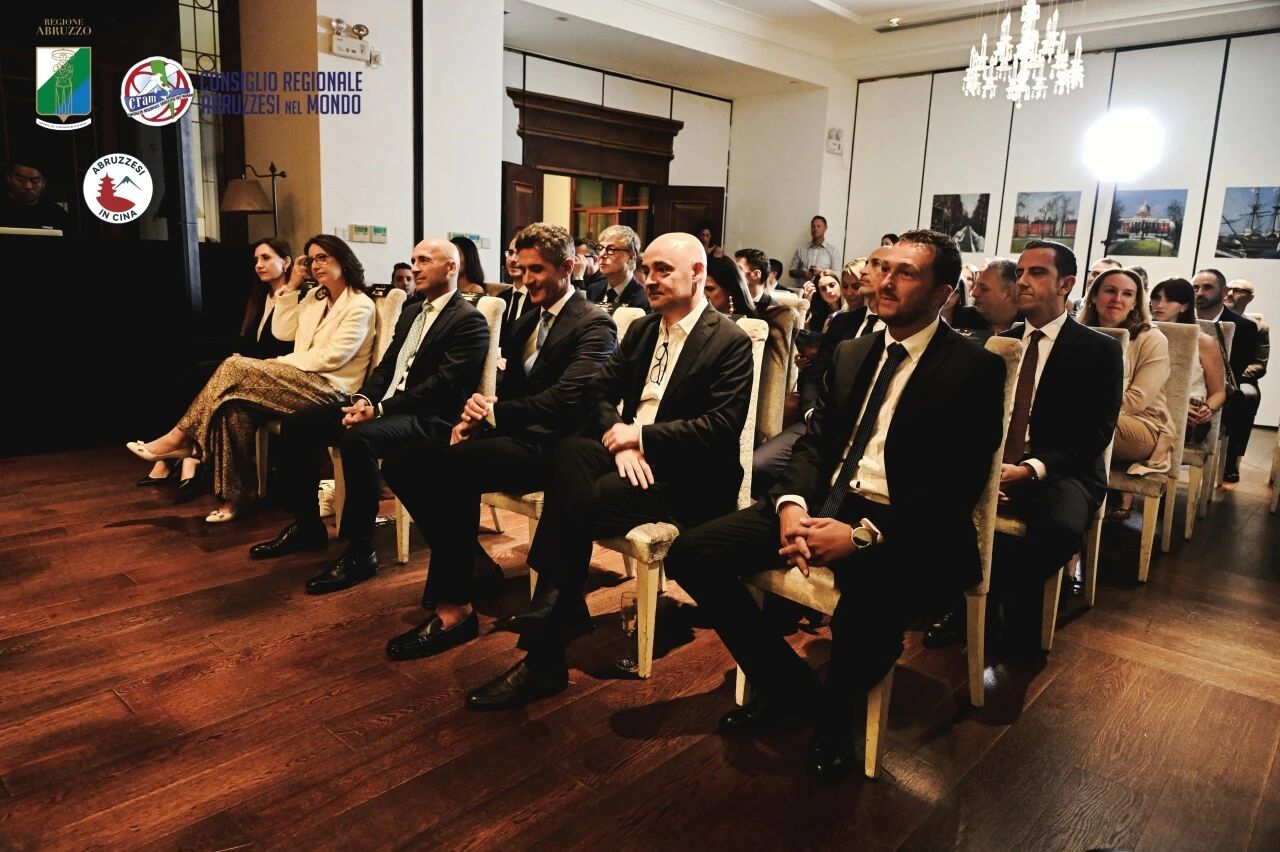 697b2ea18485e.jpg 5.jpg